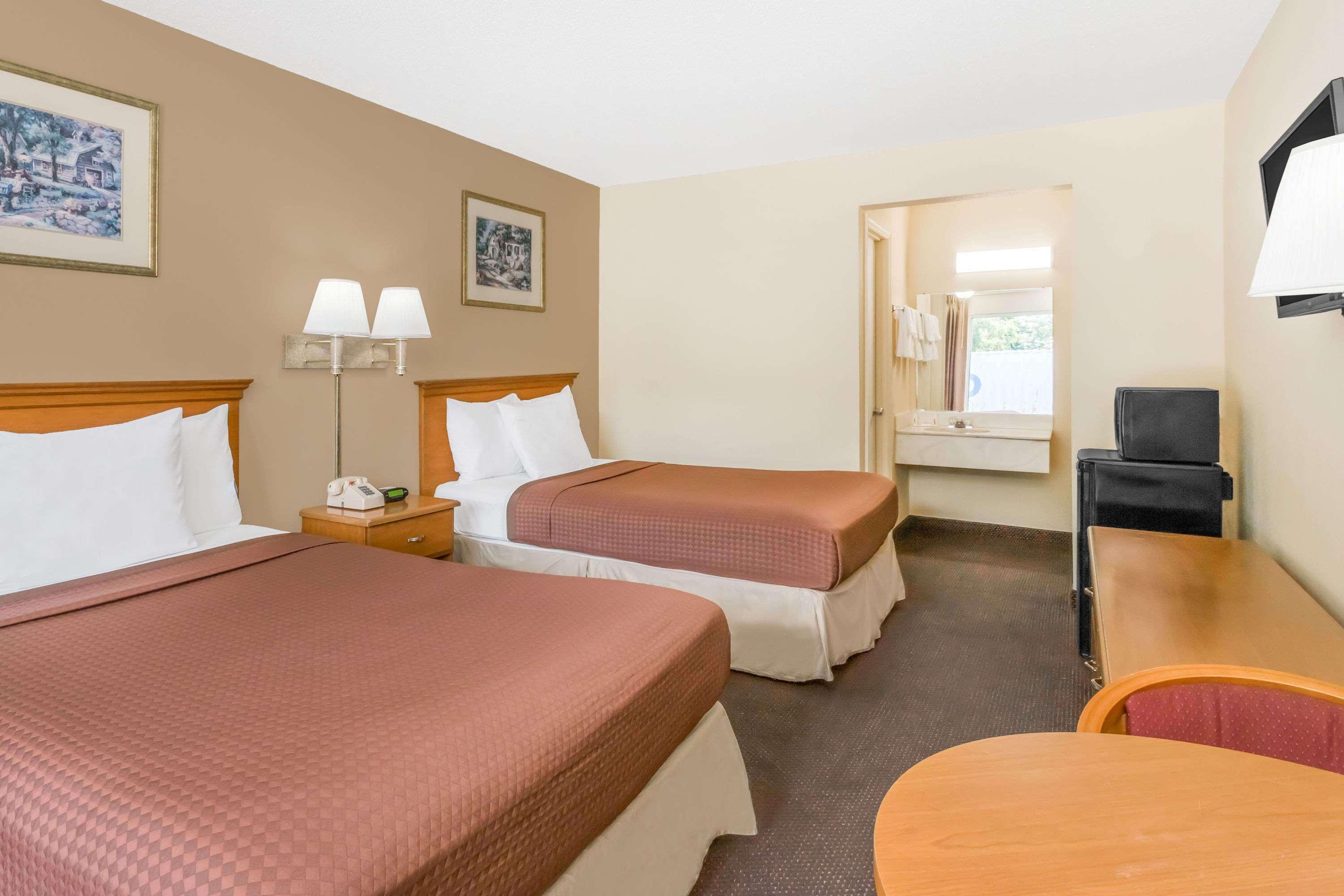 Days Inn By Wyndham Christiansburg Ngoại thất bức ảnh
