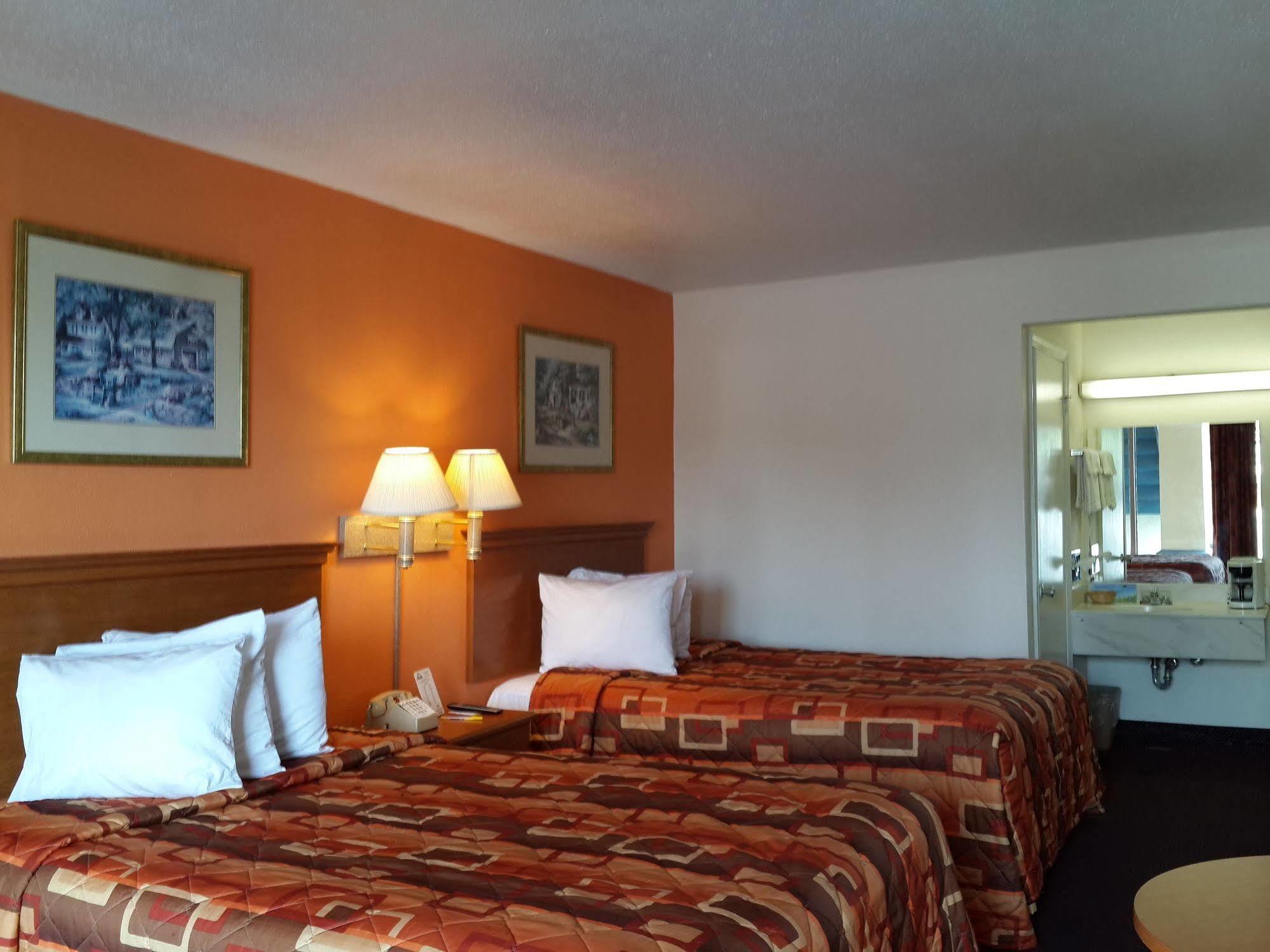 Days Inn By Wyndham Christiansburg Ngoại thất bức ảnh